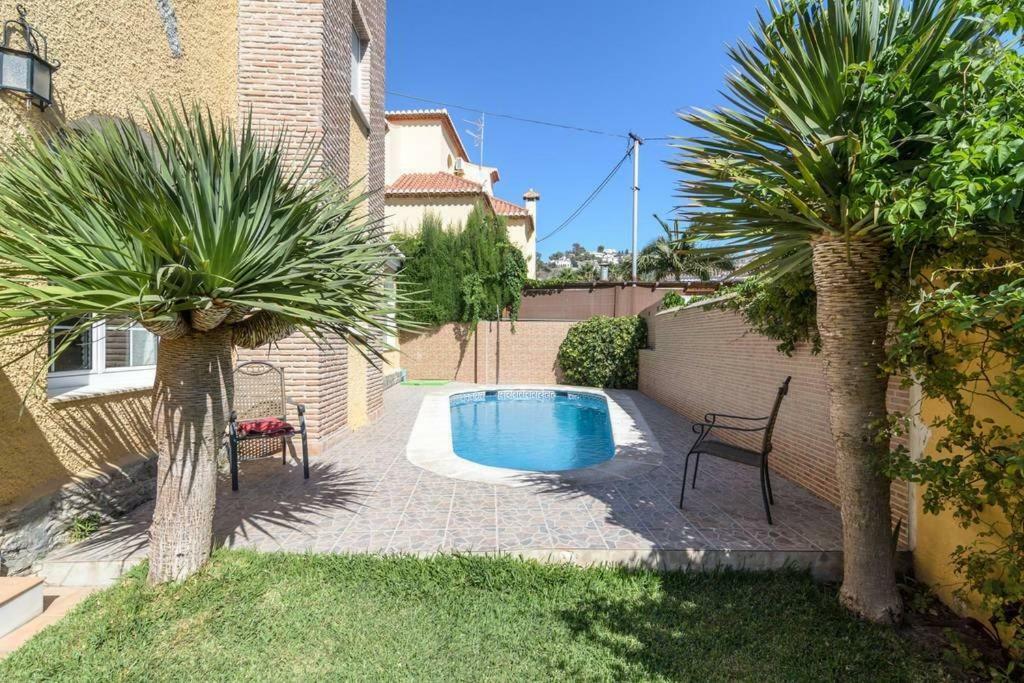 Habitaciones en Casa Céntrica con piscina Almuñécar Exterior foto