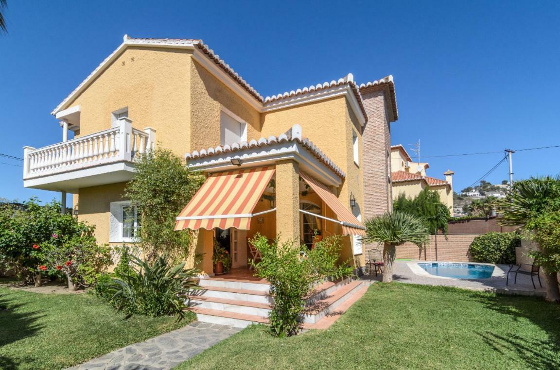 Habitaciones en Casa Céntrica con piscina Almuñécar Exterior foto