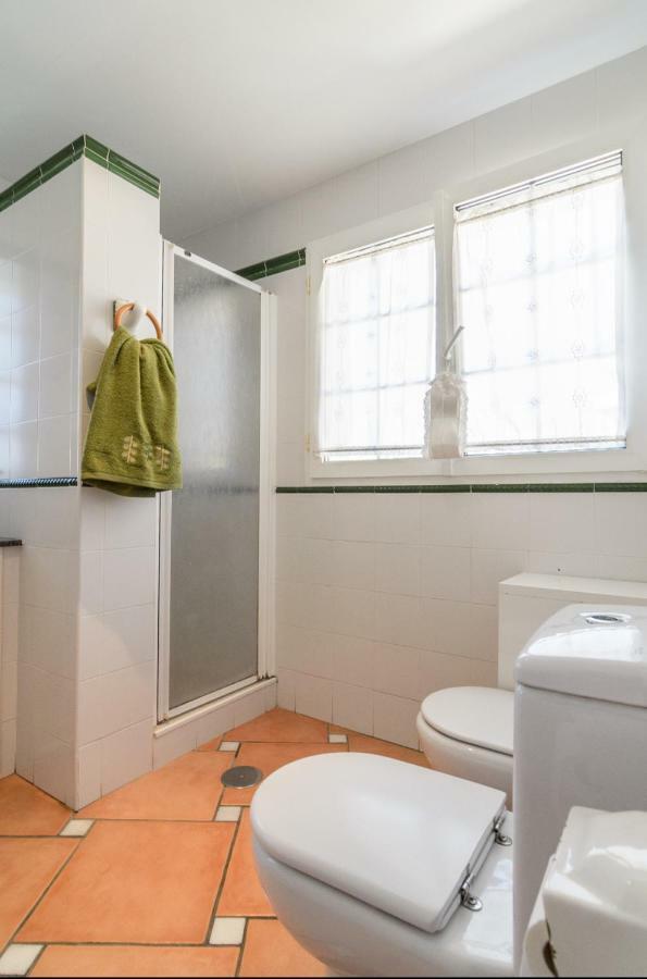 Habitaciones en Casa Céntrica con piscina Almuñécar Exterior foto
